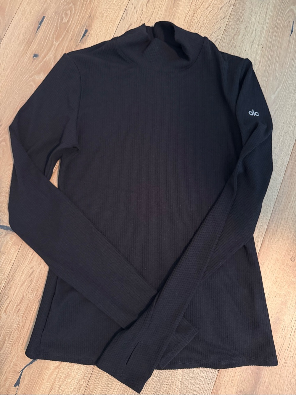 New Alo Ribbed Long-Sleeve Mock Neck Top - Black Size M - Picture 6 of 7